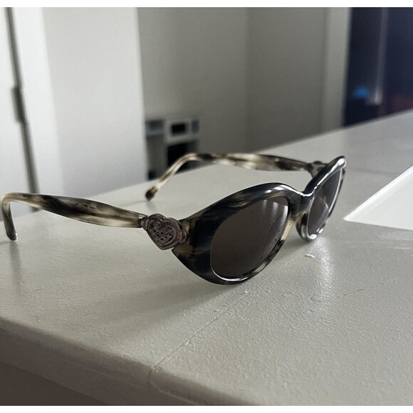 Brighton Queen Of Hearts Tortoise Oval Frame Sunglasses WITH METAL CASE - Picture 9 of 13
